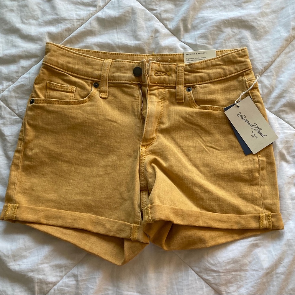 NWT Universal Thread Shorts size 2